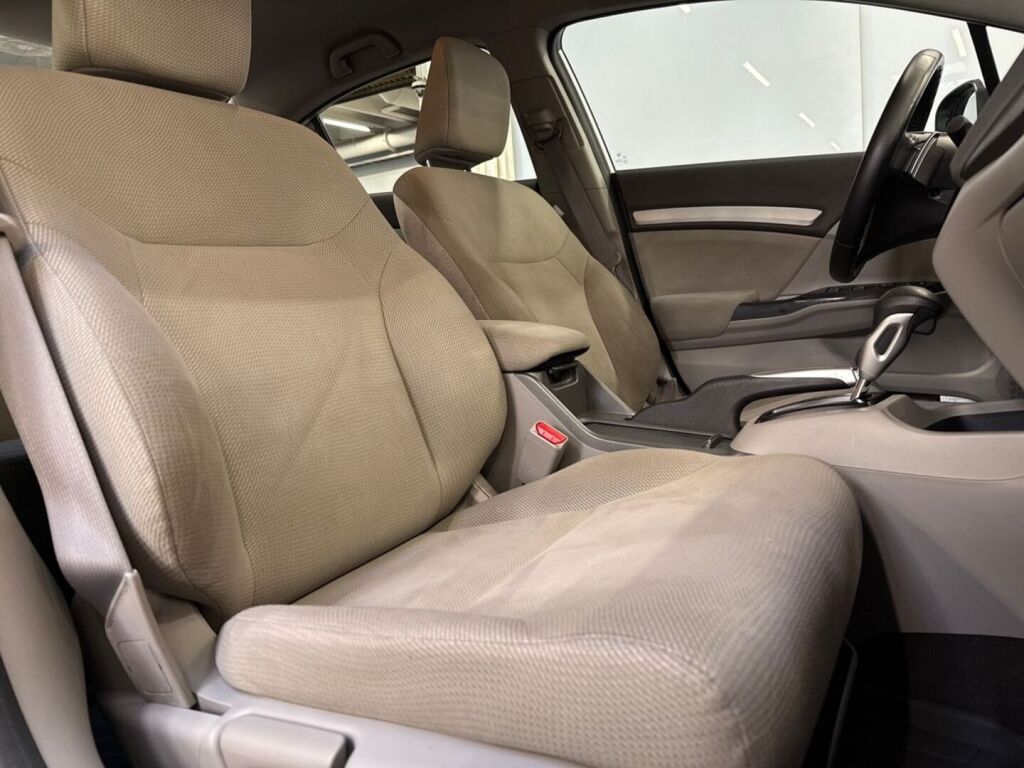 Honda Civic 2012 Harmaa