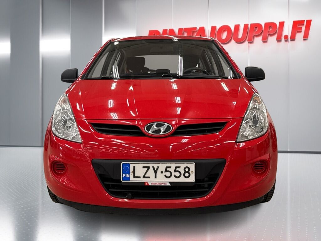 Hyundai i20 2012 Punainen