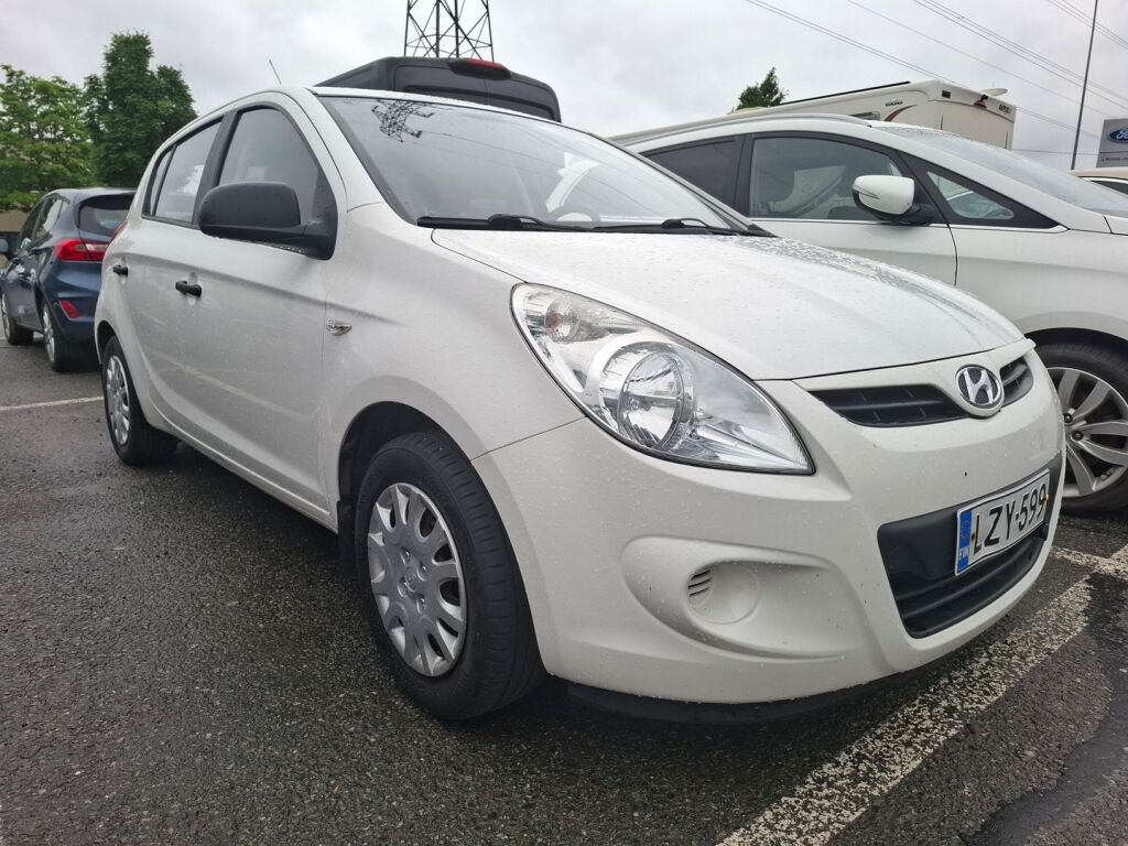 Hyundai i20 2012 Valkoinen