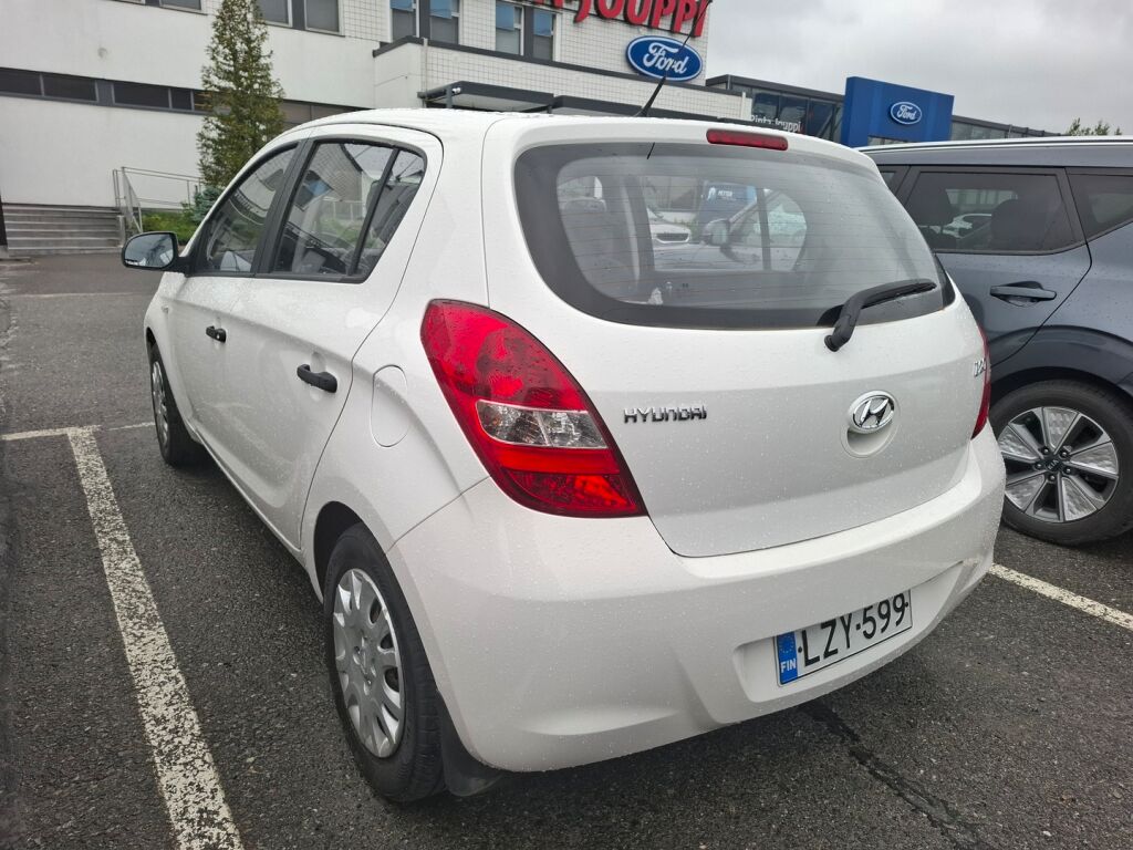 Hyundai i20 2012 Valkoinen