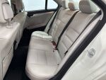 Mercedes-Benz C 2012 Valkoinen