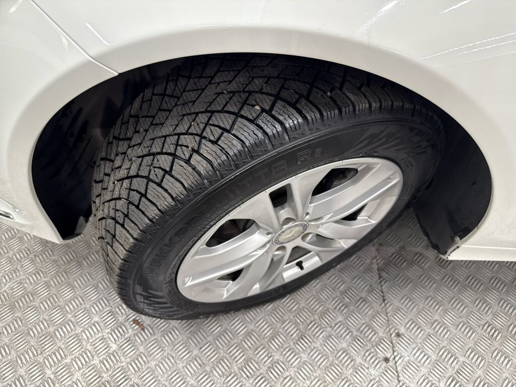 Mercedes-Benz C 2012 Valkoinen