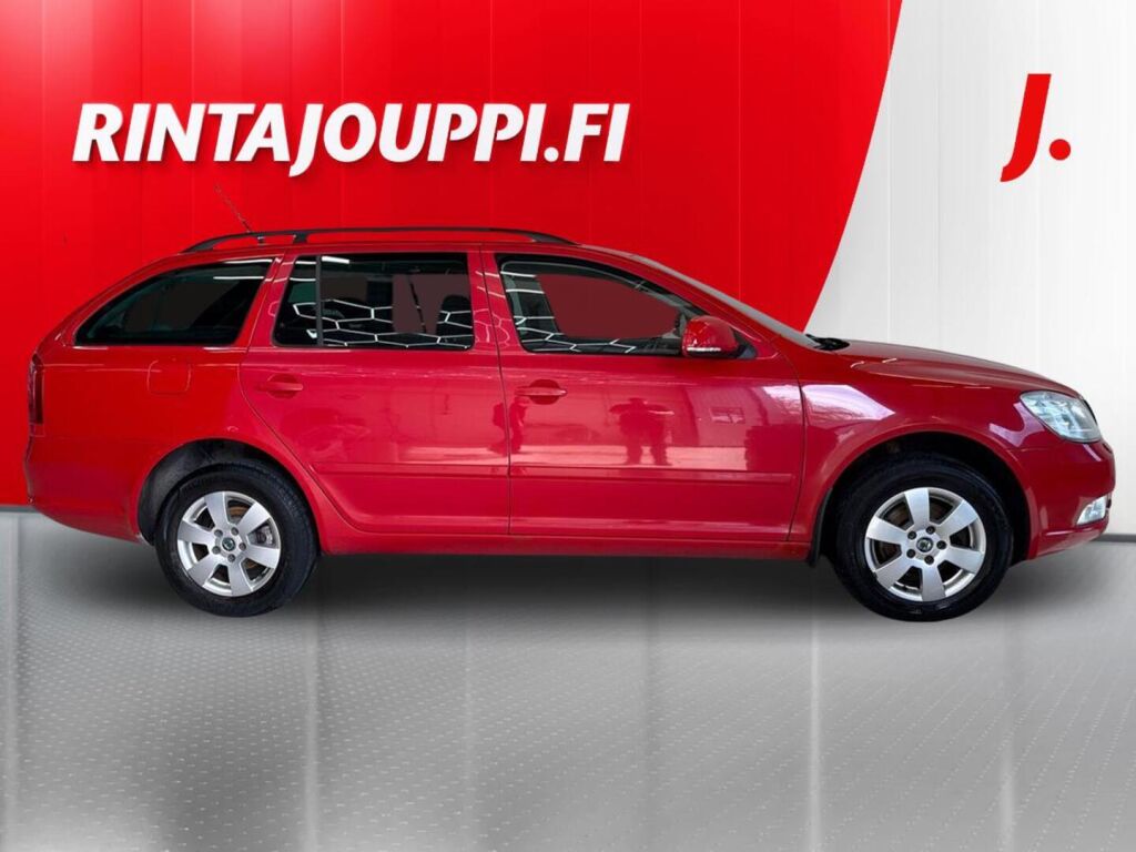 Skoda Octavia 2012 Punainen