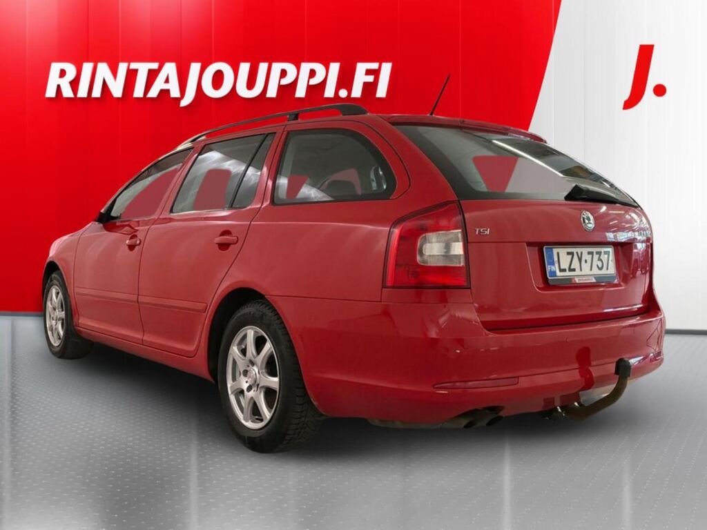 Skoda Octavia 2012 Punainen