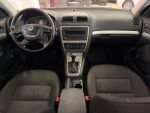 Skoda Octavia 2012 Punainen