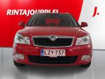Skoda Octavia 2012 Punainen