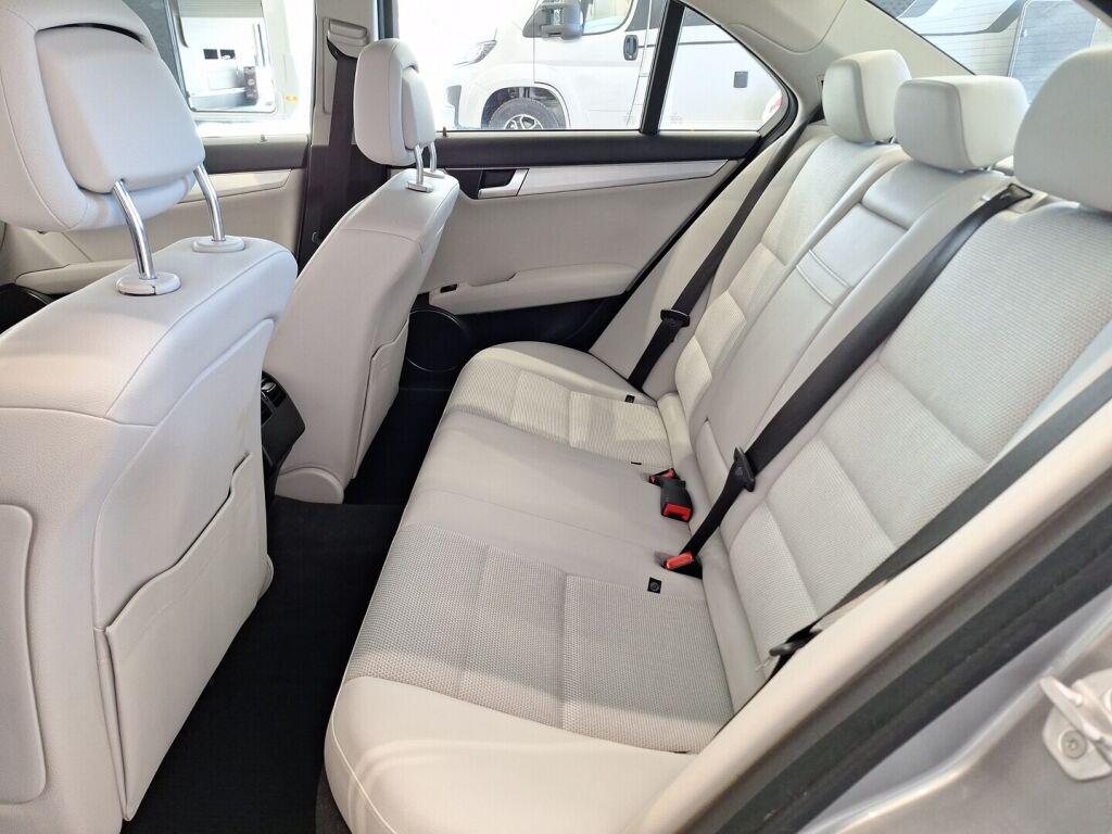 Mercedes-Benz C 2012 Harmaa