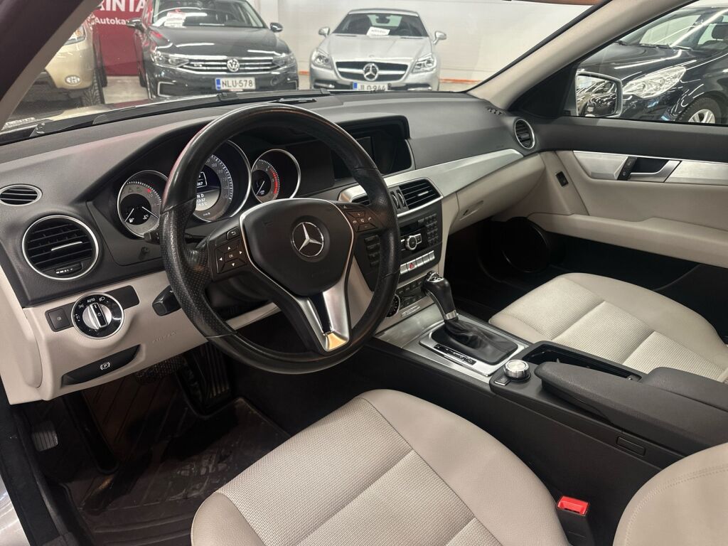 Mercedes-Benz C 2012 Harmaa