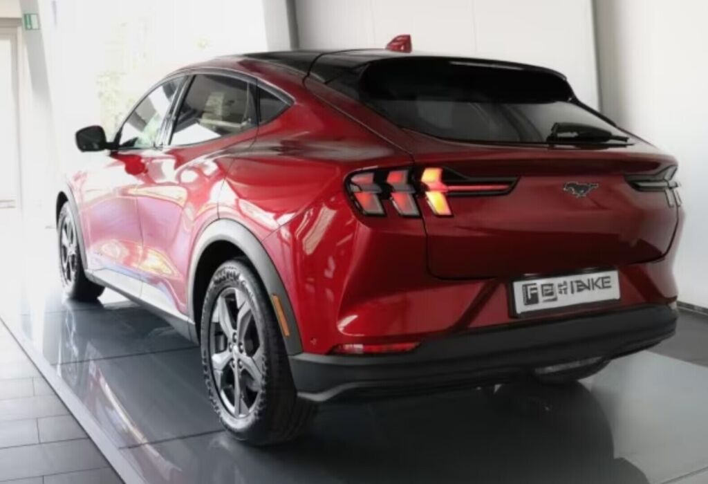 Ford Mustang Mach-E 2021 