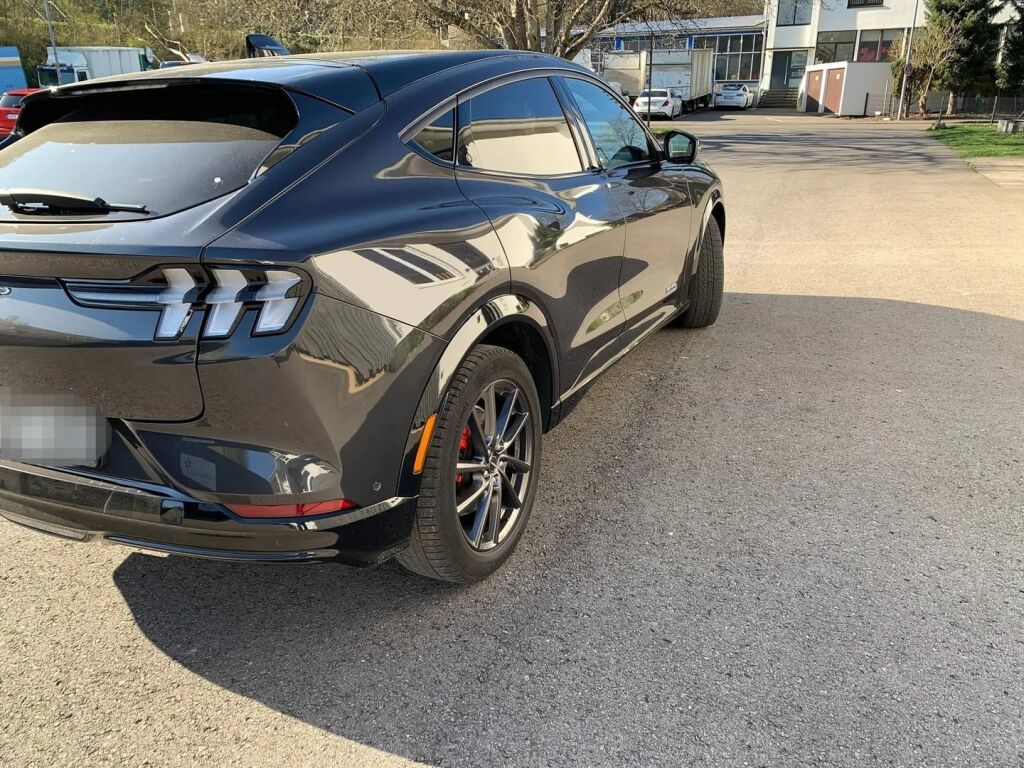 Ford Mustang Mach-E 2022 