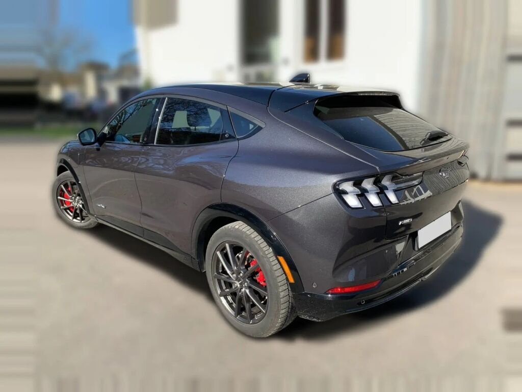 Ford Mustang Mach-E 2022 
