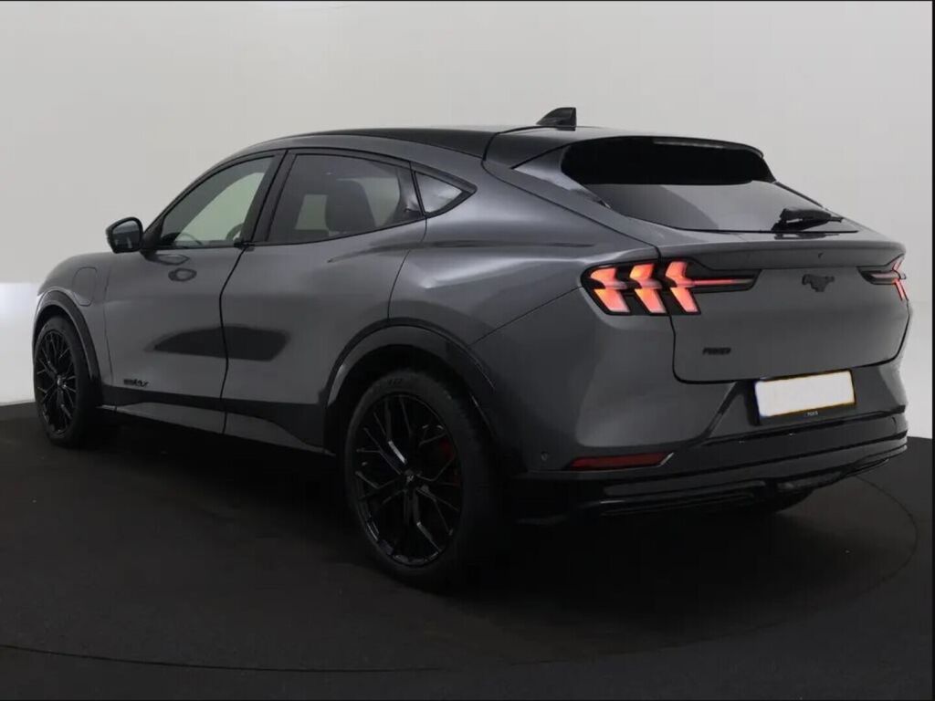 Ford Mustang Mach-E 2021 