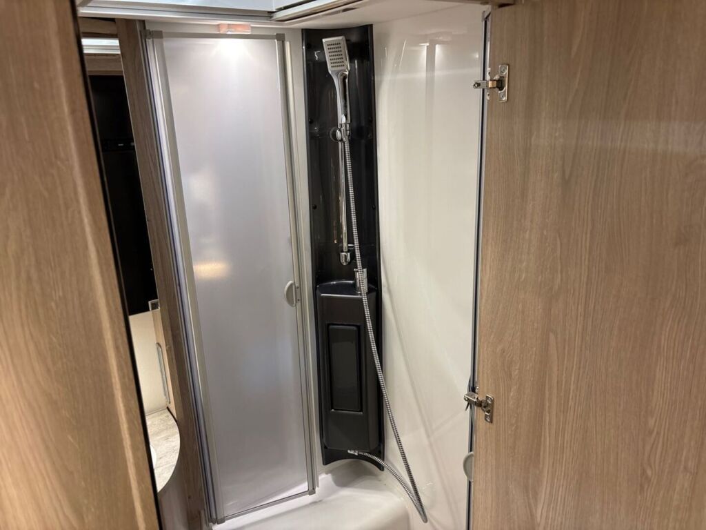 Kabe Travel Master Classic 740 LGB 2025 