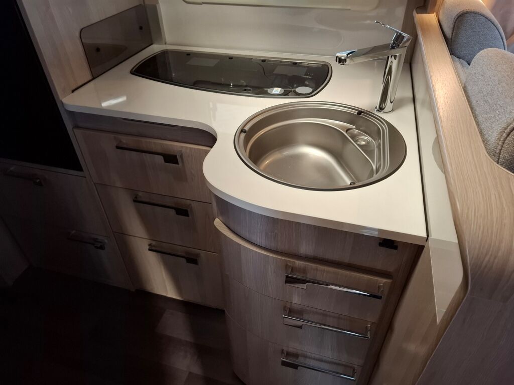 Kabe Travel Master Classic 740 LGB 2025 