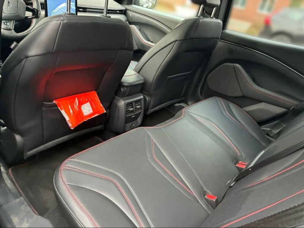 Ford Mustang Mach-E 2022 