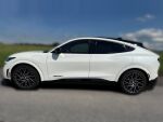 Ford Mustang Mach-E 2022 