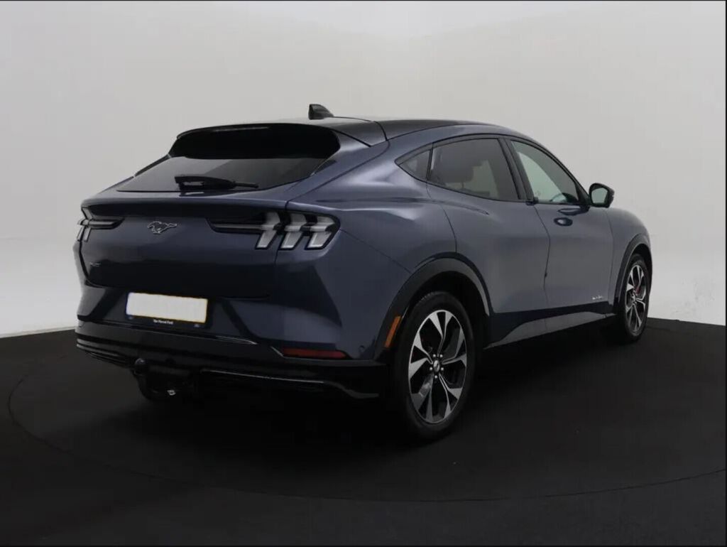 Ford Mustang Mach-E 2022 