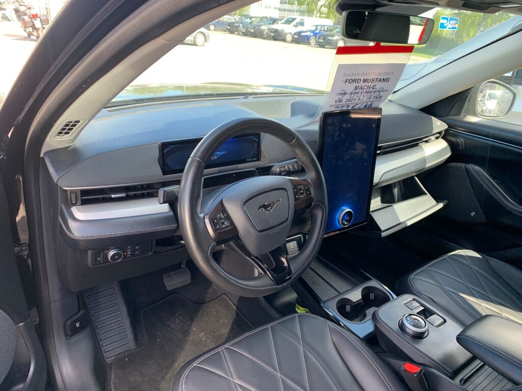 Ford Mustang Mach-E 2021 
