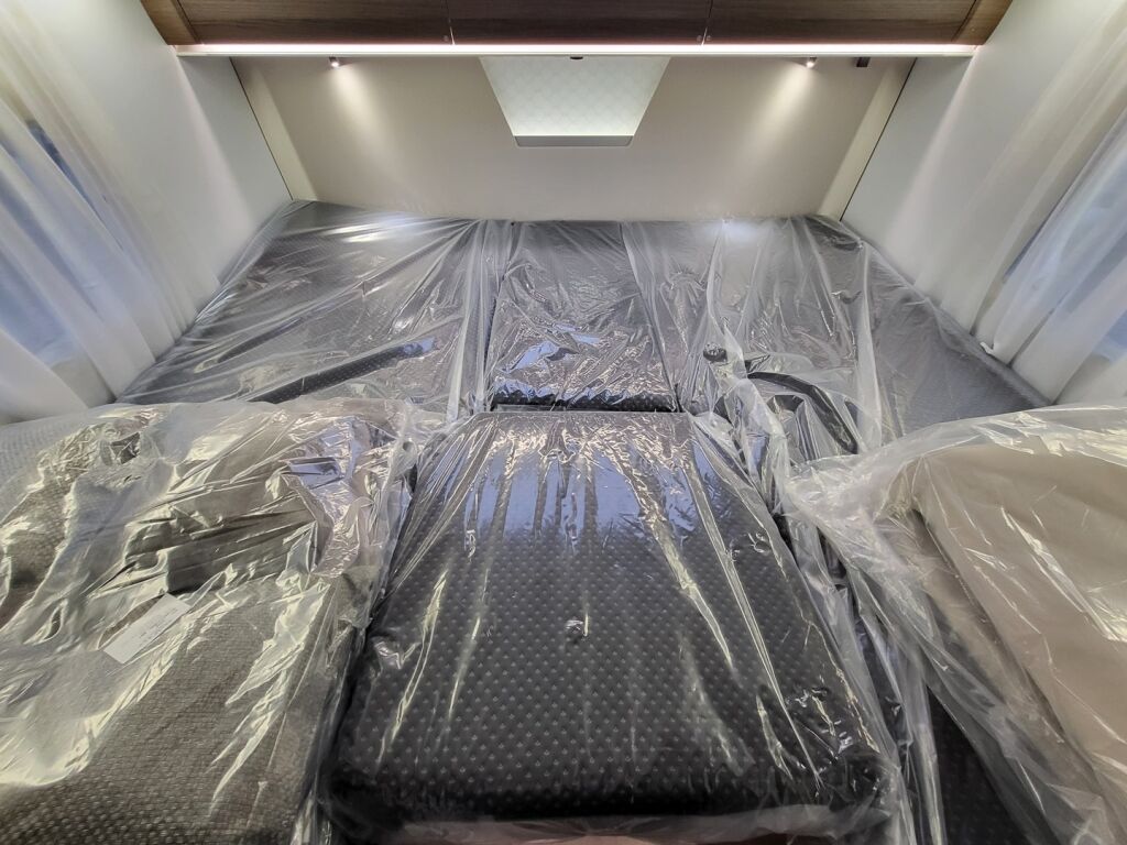 Adria CORAL SUPREME 670 DL 2025 Harmaa