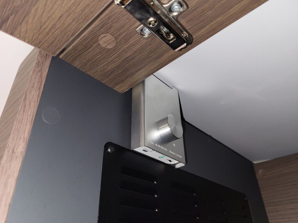 Adria CORAL SUPREME 670 DL 2025 Harmaa