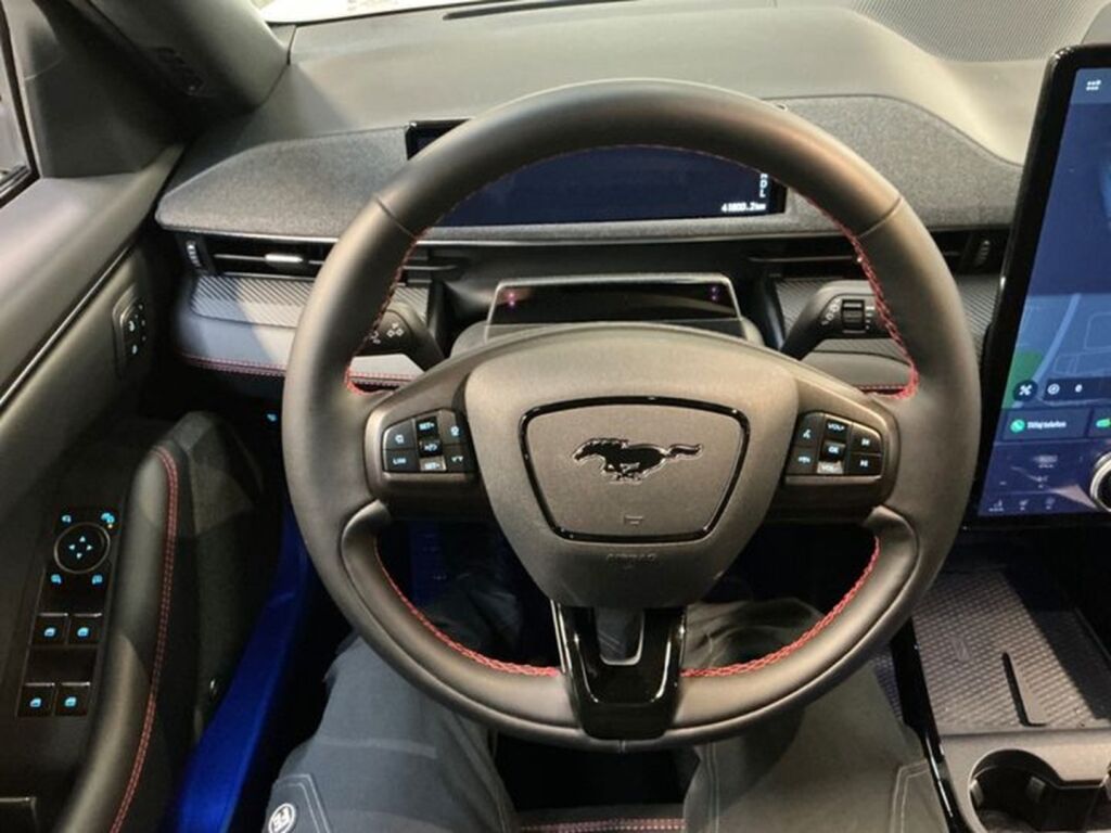 Ford Mustang Mach-E 2023 