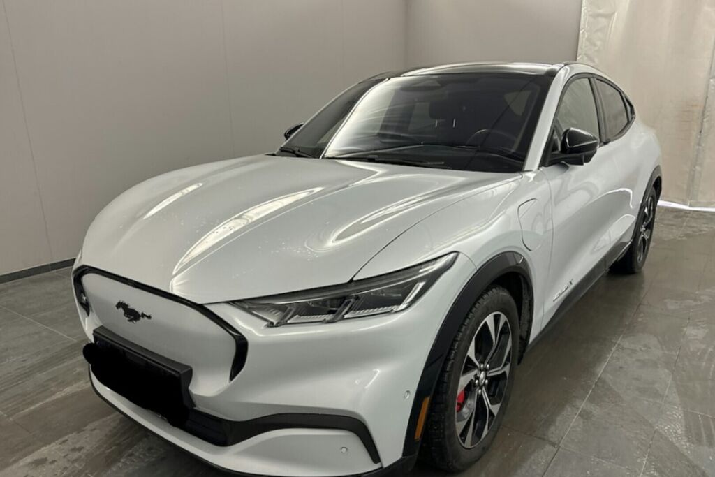 Ford Mustang Mach-E 2022 