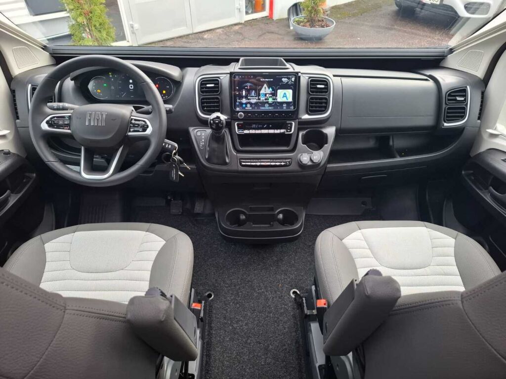 Adria TWIN SUPREME 640 SLB 2025 Harmaa