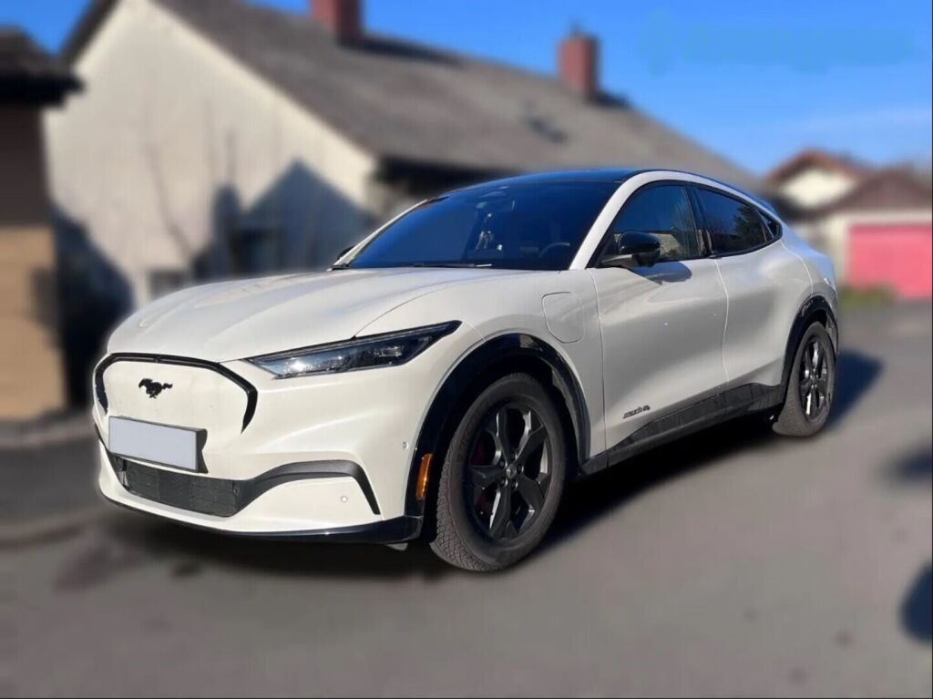 Ford Mustang Mach-E 2023 