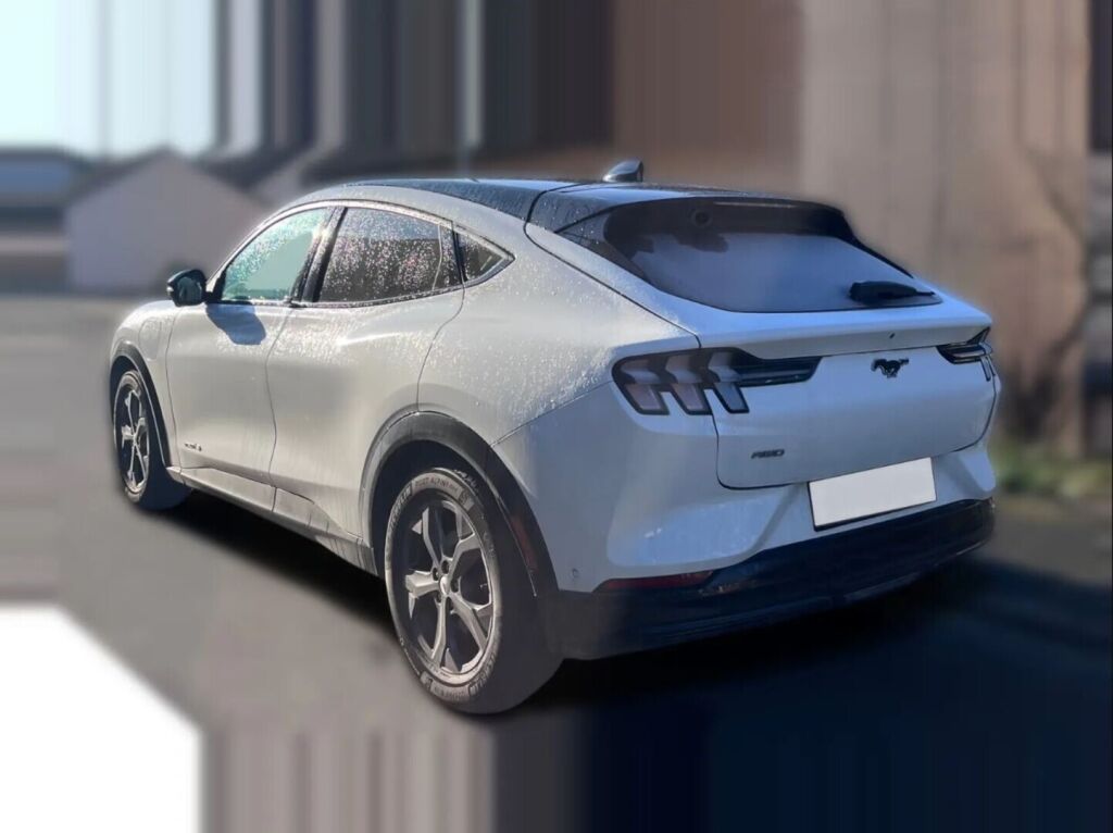 Ford Mustang Mach-E 2023 