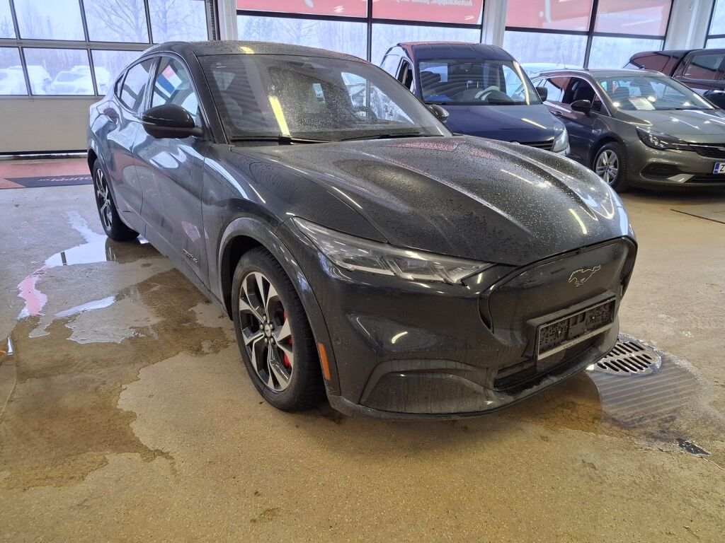 Ford Mustang Mach-E 2022 