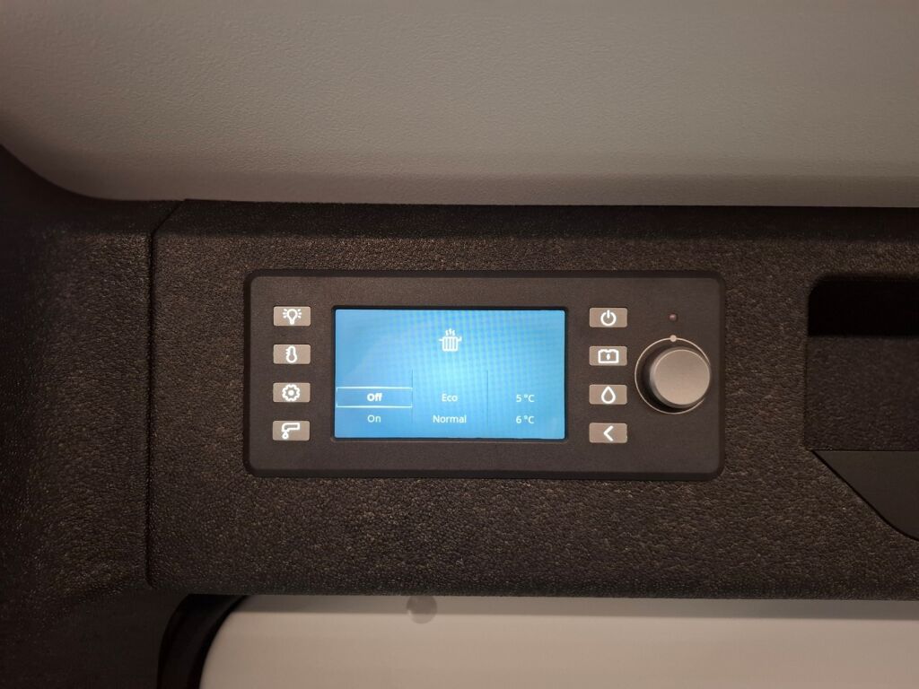 Adria TWIN 640 SGX 2025 Harmaa