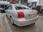 Toyota Avensis 2003 Hopea