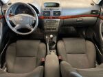 Toyota Avensis 2006 Hopea