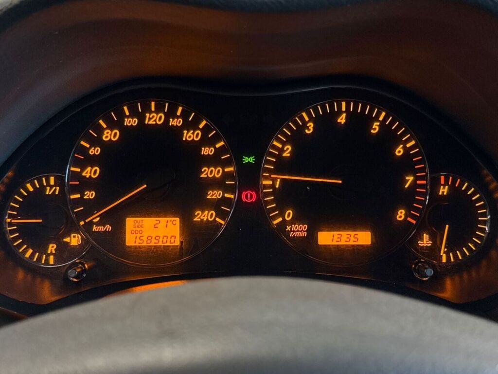 Toyota Avensis 2006 Hopea