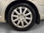 Toyota Avensis 2006 Hopea
