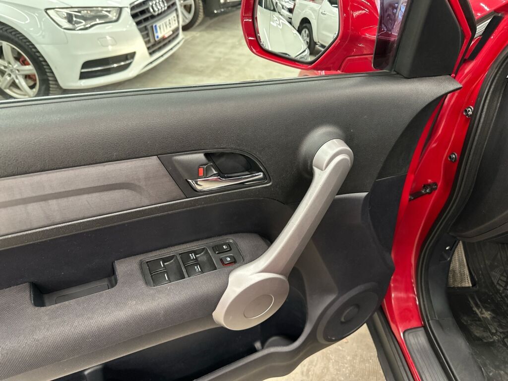 Honda CR-V 2007 Punainen