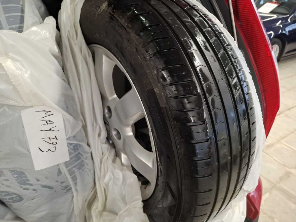 Honda CR-V 2007 Punainen