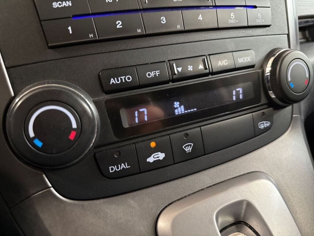 Honda CR-V 2007 Musta