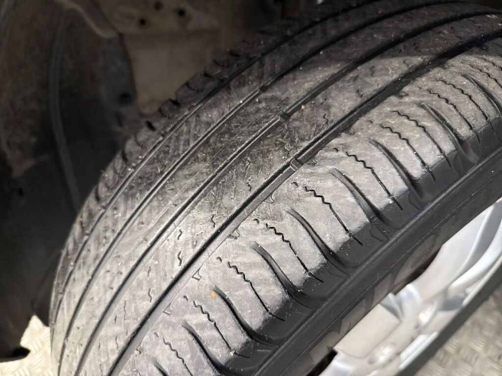 Honda CR-V 2007 Musta