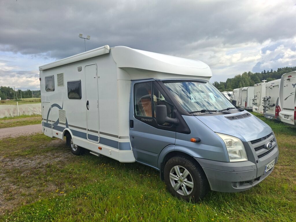 Carado T 344 2010 Valkoinen