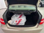Mercedes-Benz E 2010 Ruskea (beige)