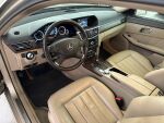 Mercedes-Benz E 2010 Ruskea (beige)