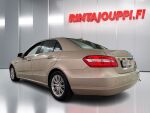 Mercedes-Benz E 2010 Ruskea (beige)