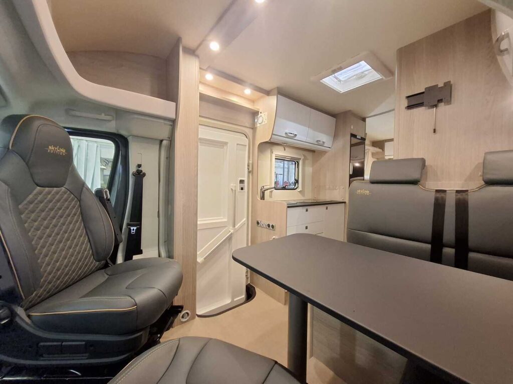 Bürstner Lyseo Time T690 G Skyline Edition 2025 