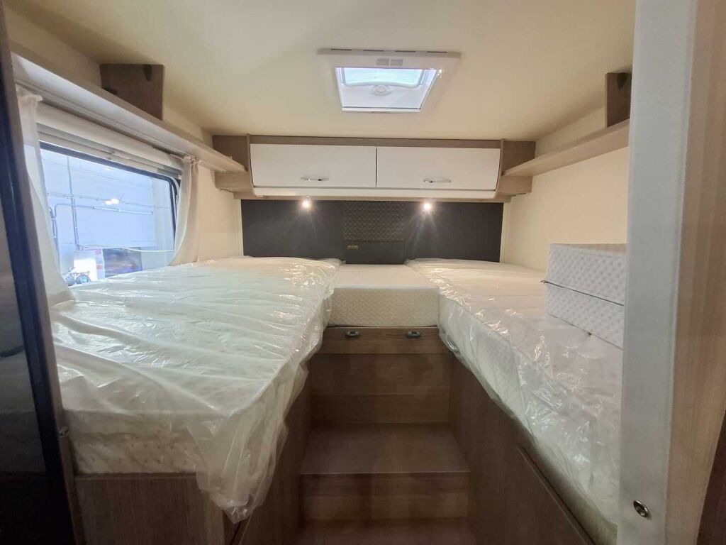 Bürstner Lyseo Time T 690 G SkyLine Edition 2025 Harmaa