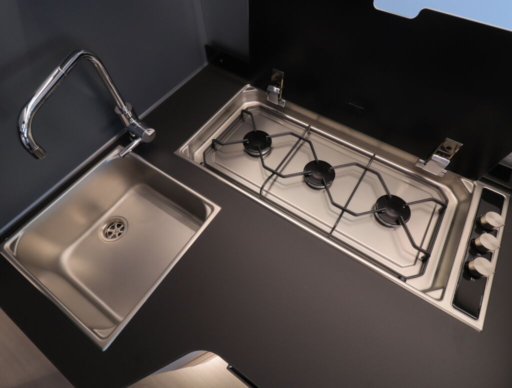 Adria CORAL SUPREME 670 DL 2025 Y