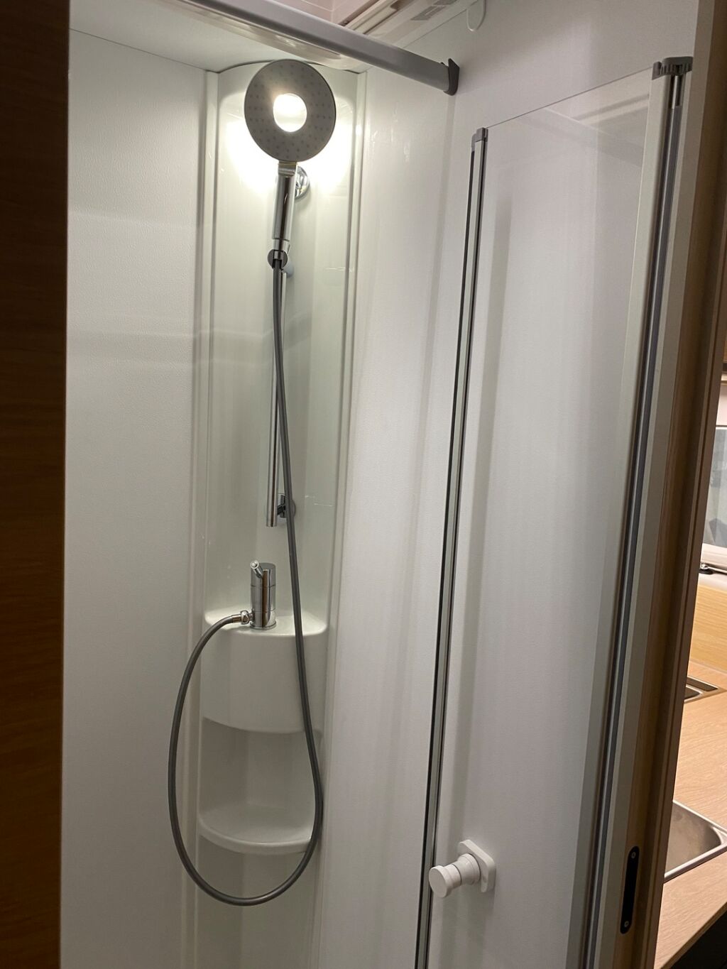 Adria MATRIX 670 SL 60 YEARS SELECTION 2026 Harmaa