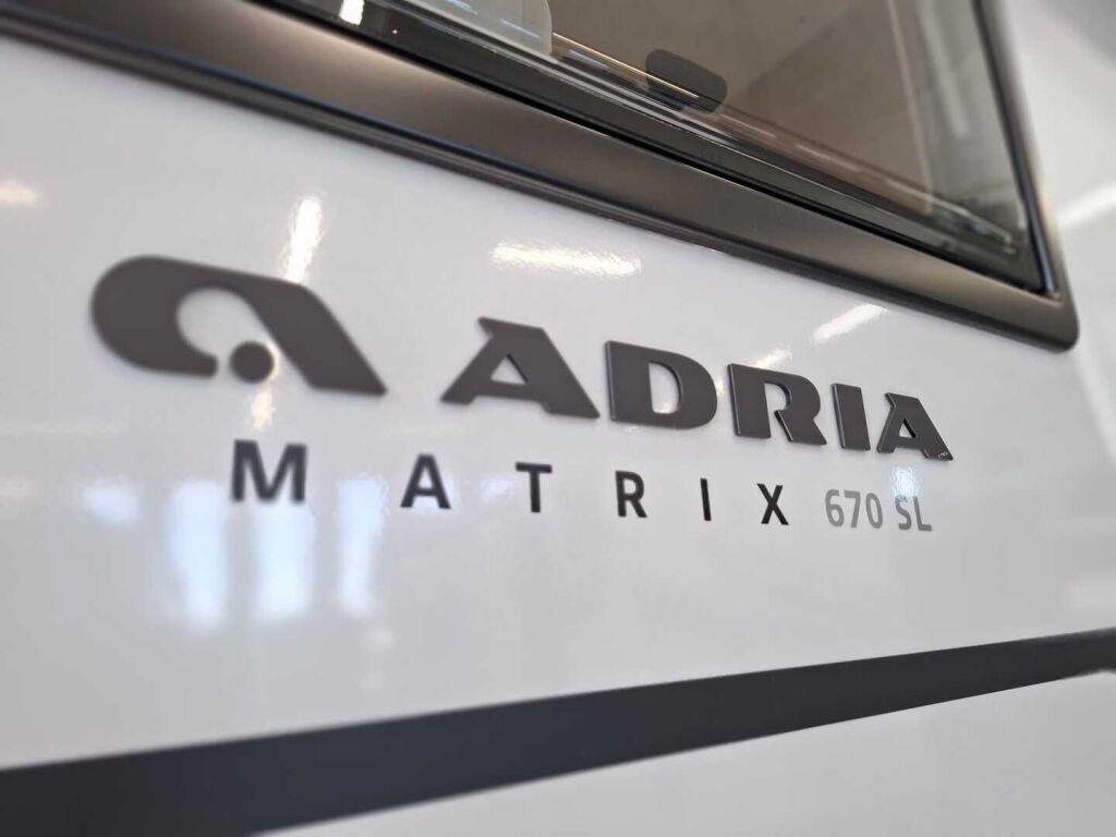 Adria Matrix 670 SL 60 Years Selection 2026 Harmaa