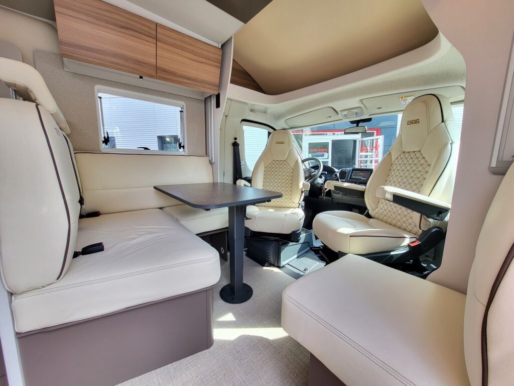 Bürstner B66 EDITION LYSEO TD 690 G 2026 Harmaa