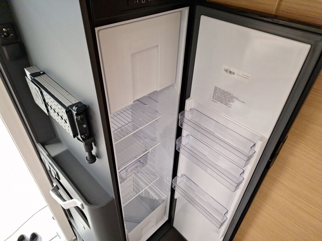 Adria CORAL 670 DL 60 Years Selection 2026 Y